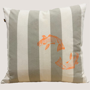 Cushion sand/off white stripe with blockprint fish print