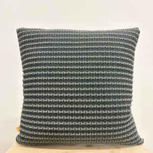 Kussen 3D-geweven antraciet grijs met taupe velvet